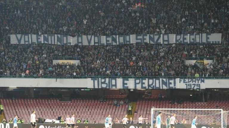 Napoli: I tifosi partenopei invitano Rossi alla rivincita… Napoli: I tifosi partenopei invitano Rossi alla rivincita…