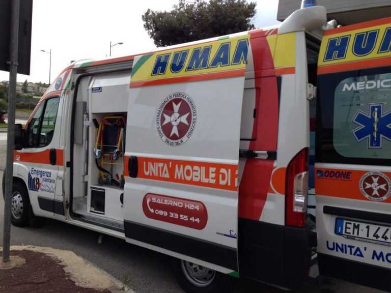 Grave incidente nella notte ad Eboli: 19enne in prognosi riservata