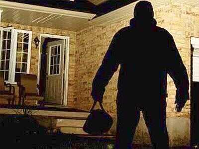 Sant’Antimo – i carabinieri hanno arrestato per rapina un 22enne già noto alle forze dell’ordine