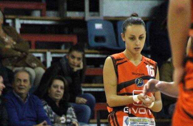 Givova Ladies Scafati: intervista alla “guardia” Serra