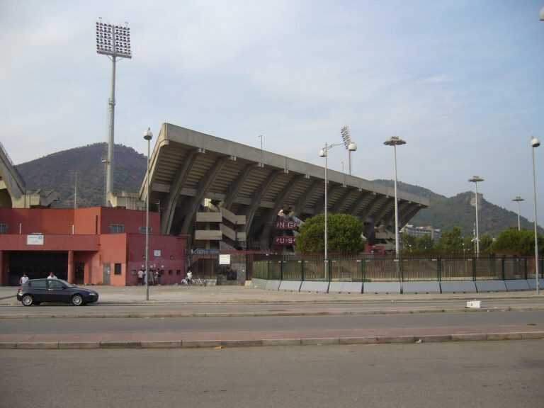 Salerno. Stadio Arechi: allontanati e sanzionati nove parcheggiatori abusivi