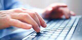 Foto seducenti per ricattare gli utenti di Facebook