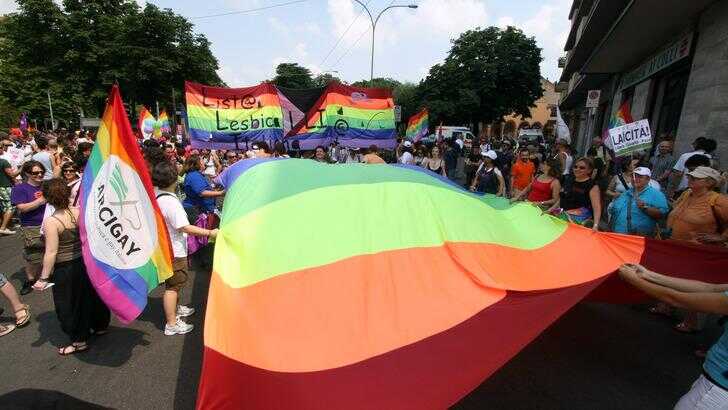 Unioni Civili. Oggi famiglie arcobaleno in piazza