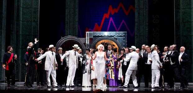 “La vedova allegra” al Teatro San Carlo. Promozioni per gli studenti