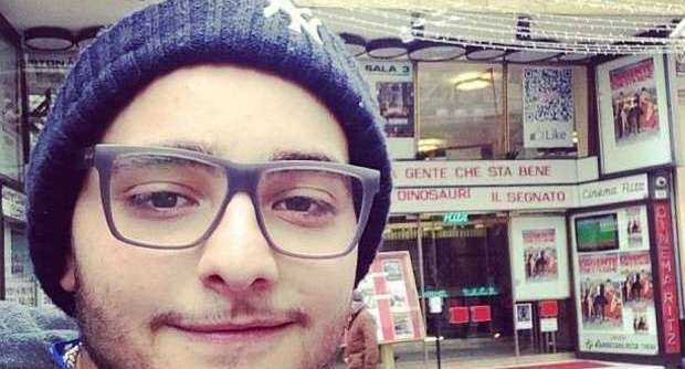 Rocco Hunt ritorna all’Ariston: “Wake Up pompa” annuncia il rapper sui social