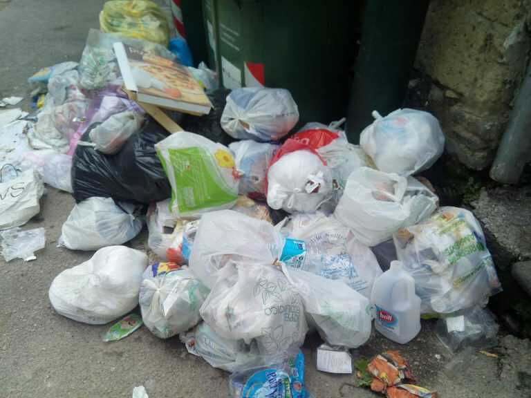 Rifiuti a Cava de’ Tirreni: il consorzio non raccoglie la differenziata