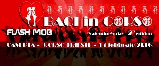 Caserta. Flash Mob “Baci in corso”