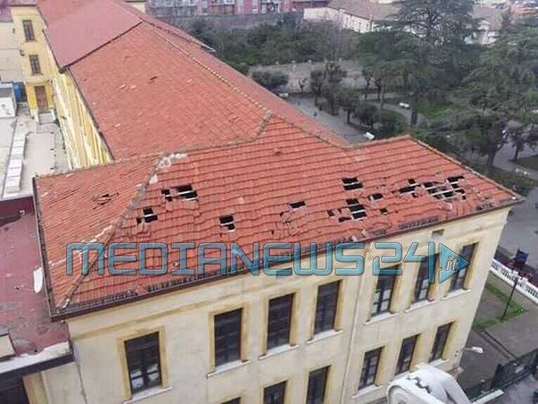 Maltempo, resta chiuso il plesso Manzoni