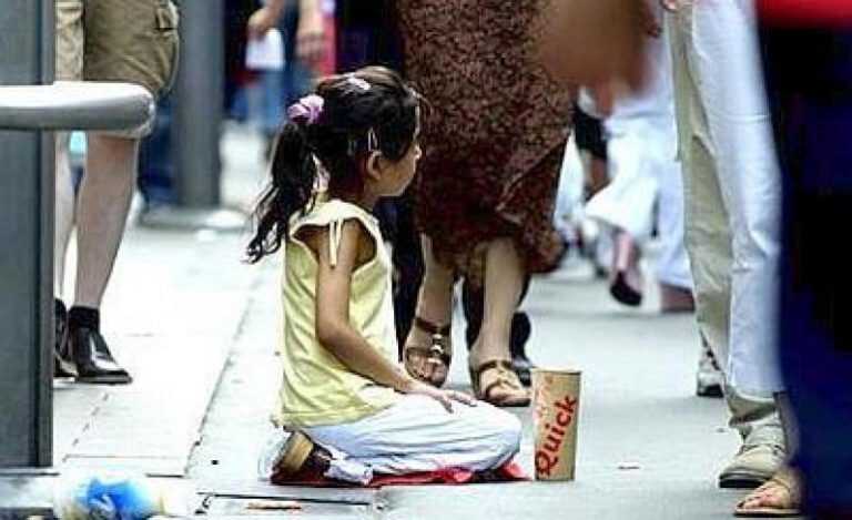 Nocera Inferiore, banda di rom schiavizzava minori per la questua: condannati