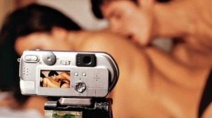 Film a luci rosse con cittadini cavesi, ma forse è una bufala