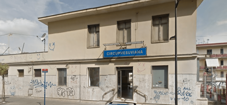 Scafati. Ostaggio nella Circumvesusiana per 50 euro