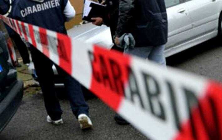 Troppo rumore. Un anziano spara ad alcuni ragazzi