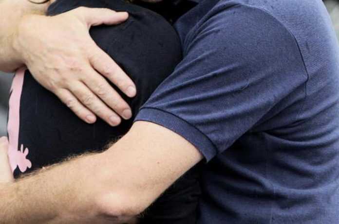 abbraccio-figlio-padre