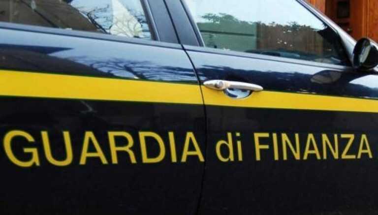 Nuove banconote false da 20 euro: a Casavatore la prima stamperia d’Europa