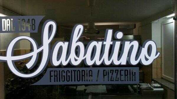 Lutto a Salerno: addio ad Andrea Sabatino, titolare della storica friggitoria