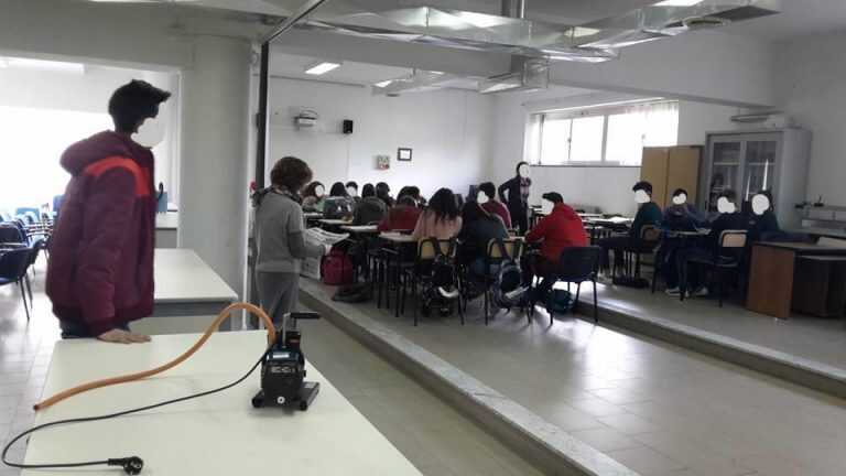 Liceo Caccioppoli, studenti e sindaco sul piede di guerra