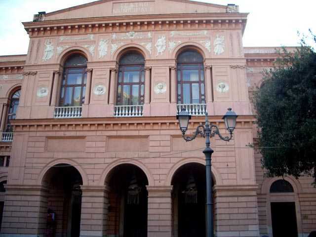 Al Teatro Verdi di Salerno Silvio Orlando in “La Scuola”
