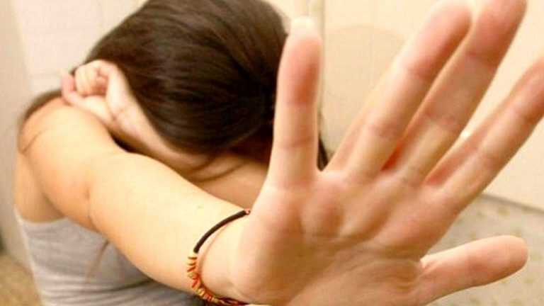 Violenza su minori: oltre 200 casi in Campania