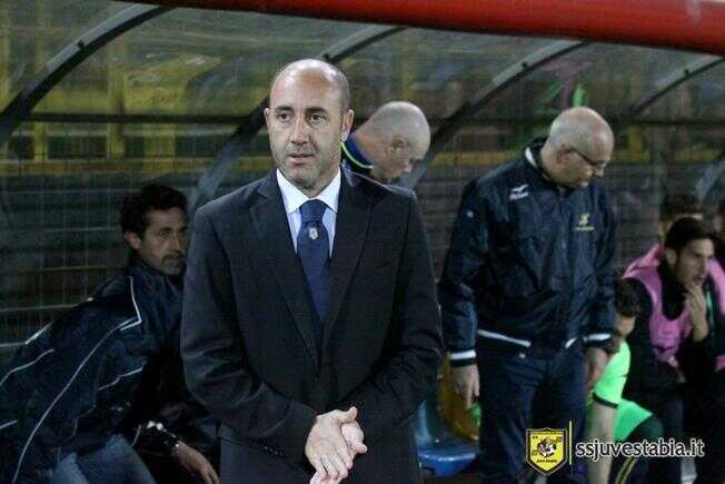 Juve Stabia, Zavettieri dedica la vittoria a Manniello