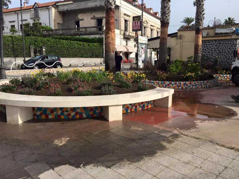 Piazza Amendola, conclusi i primi interventi di manutenzione e decoro urbano