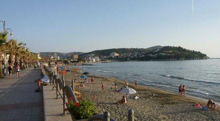 Agropoli. “Bandiera Verde” per la spiaggia del Lungomare San Marco