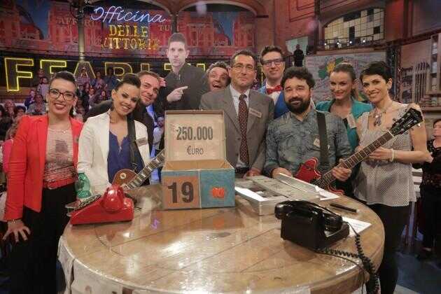 Si sbanca ad “Affari tuoi”: teggianese vince 250 mila euro