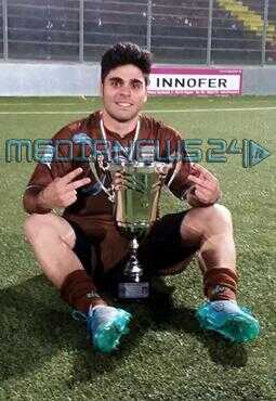 L'eroe di giornata, Luigi Buonaiuto