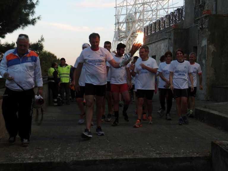Staffetta podistica e fiaccolata a Cava de’ Tirreni