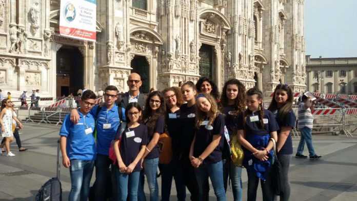 13307456_925366240909318_436432059061757644_n