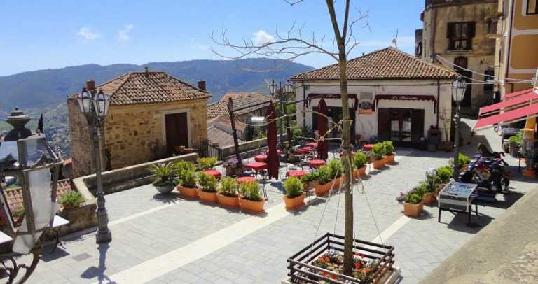 Castellabate, Romeo e Giulietta di scena nella notte di San Lorenzo