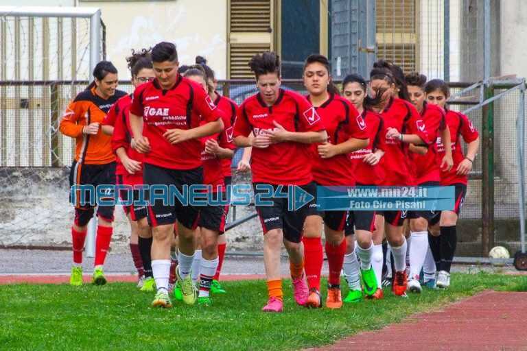 FOTO | La Nocerina Femminile si prepara all’amichevole con l’Under23