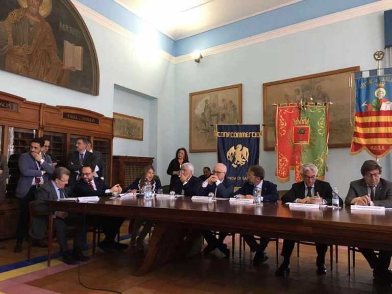 Accordo ANCI-Confcommercio, Amendola: “faremo il possibile perché le nostre imprese diventino attrattive”