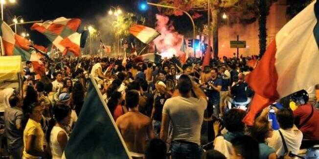 Paura ad Avellino: bimbo investito durante i festeggiamenti per l’Italia