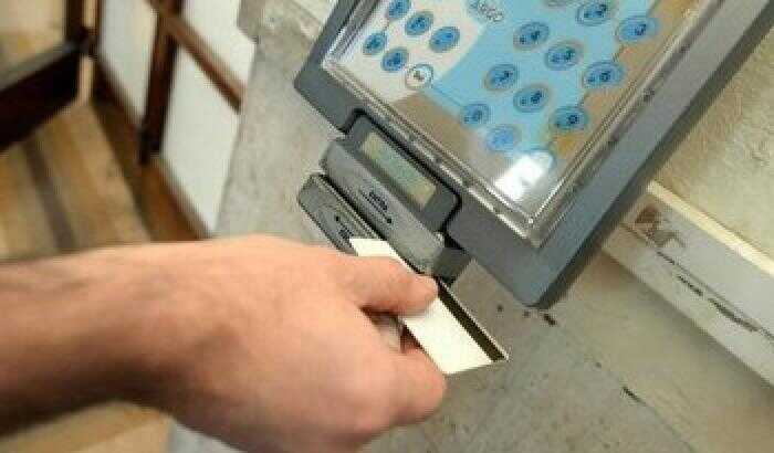 Beccati altri furbetti del cartellino, stavolta sono 17, con tanto di disgrazia