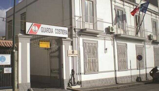 Ercolano: sigilli ad un autolavaggio che sversava rifiuti in mare