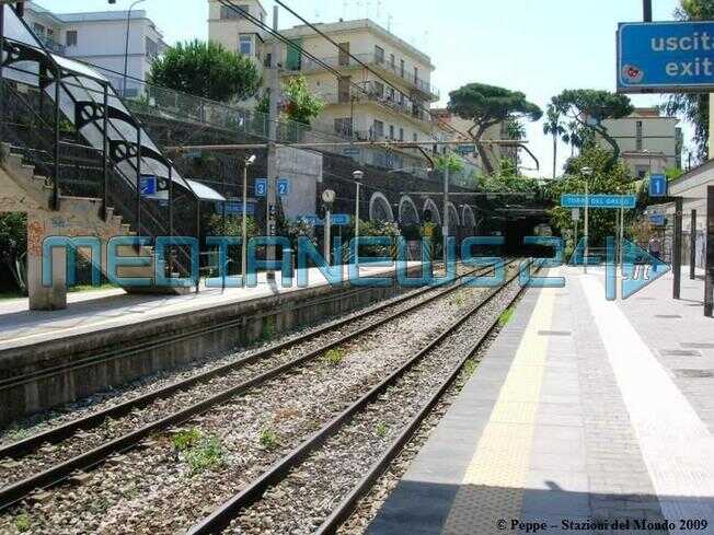 Altro assalto ad un treno Circum. È successo a Torre del Greco