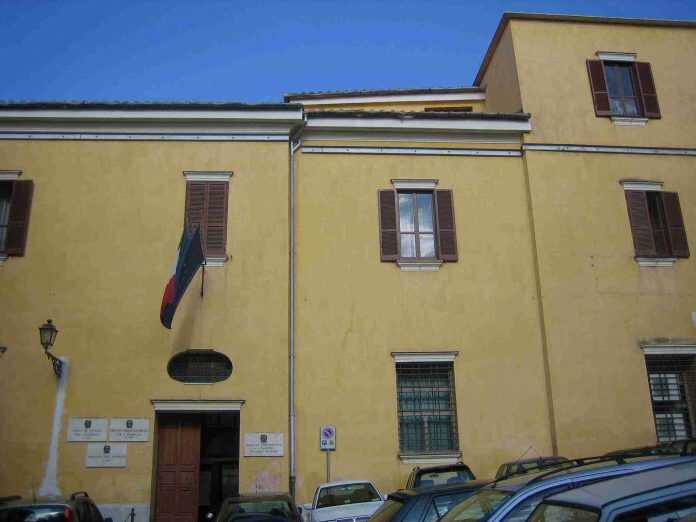 tribunale minorile salerno