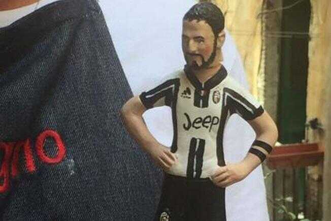 A San Gregorio Armeno Higuain è già juventino