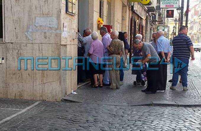 Pagani, uffici postali chiusi di pomeriggio: è polemica