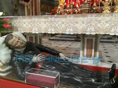 sant'alfonso prima statua