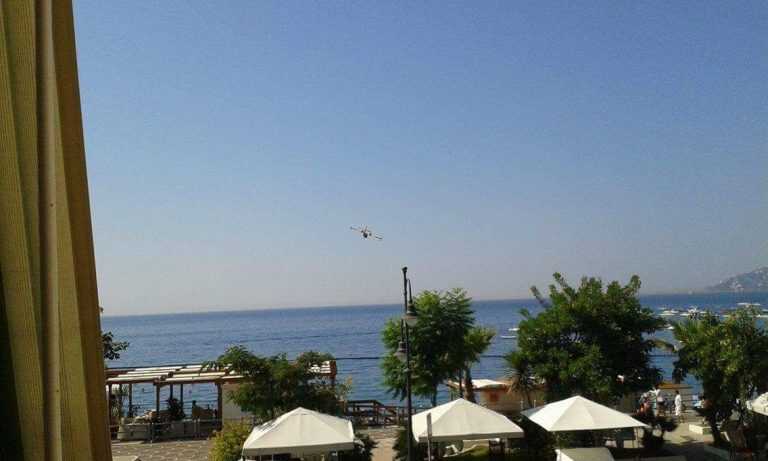 Maiori, brucia la zona in frazione Vetice