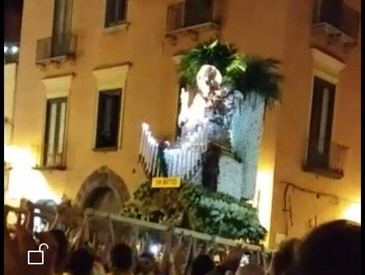 San Matteo, festa tra palloncini a Largo Campo e fuochi a Santa Teresa