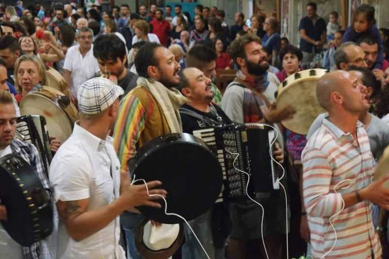 Cava, Tammurriate e Spaccapaese per Santa Maria dell’Olmo