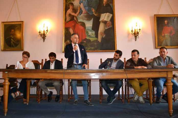 14358805_1762107934013997_1880621847482449572_n