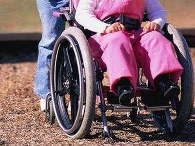 Bimba disabile a scuola solo per 2 ore: manca l’insegnante di sostegno