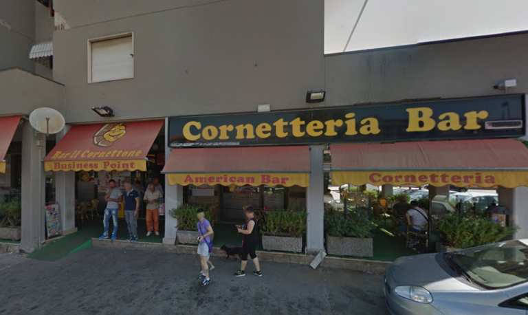 Battipaglia, rapinato “il Cornettone”: 3mila euro il bottino