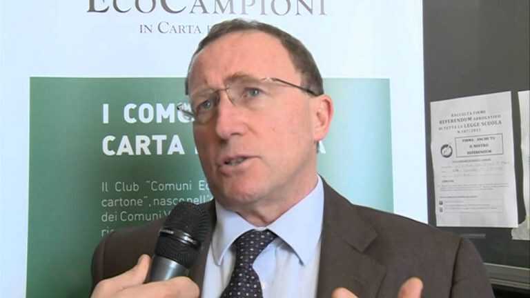 No alla nuova discarica nel napoletano: Bonavitacola bacchetta De Magistris