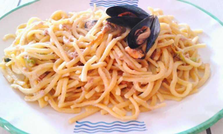 Tutti a tavola con un menù dai gusti decisi!