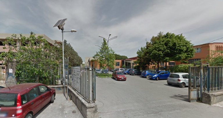 Angri, avvistati topi a scuola: i bambini restano a casa