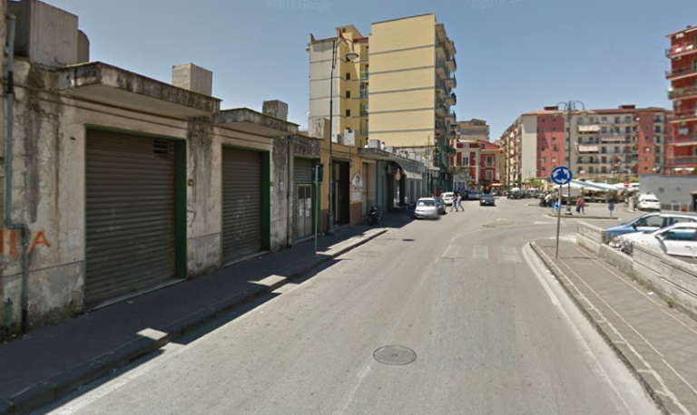 Nocera, il black-out per manutenzione fa abbassare le serrande